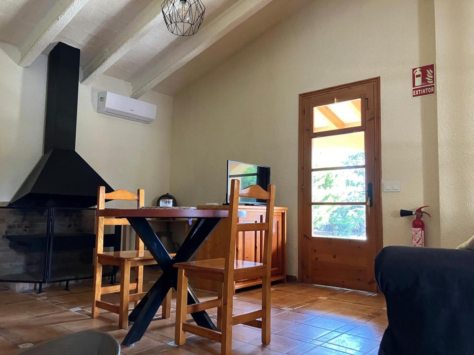 Apartment With Private Pool And Garden San Martín Sarroca エクステリア 写真