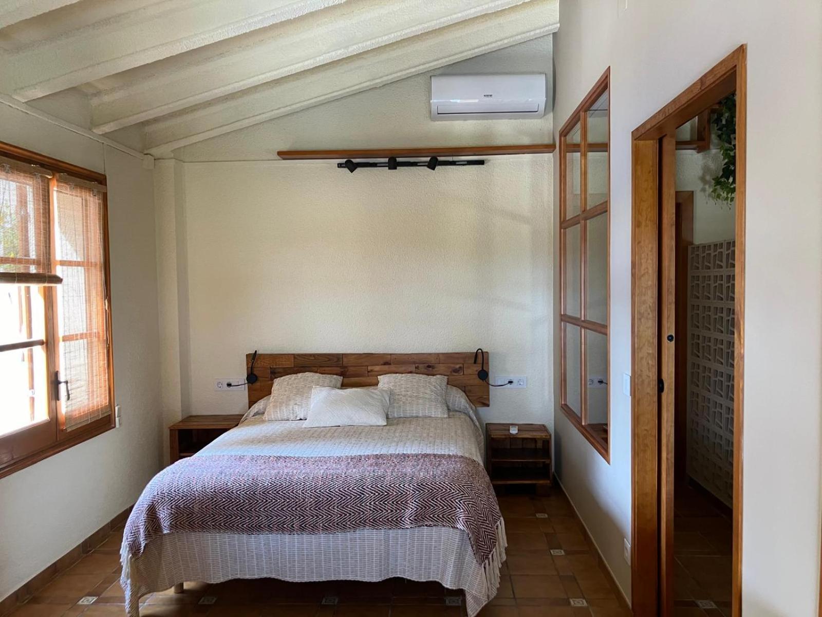 Apartment With Private Pool And Garden San Martín Sarroca エクステリア 写真